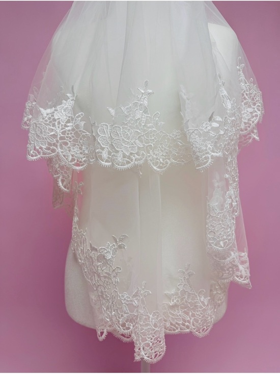 Unbranded Accessories - Two-Tier Lace Appliqué Edge Bridal Veil in White